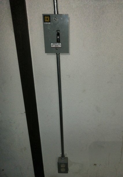 Instalación eléctrica comercial